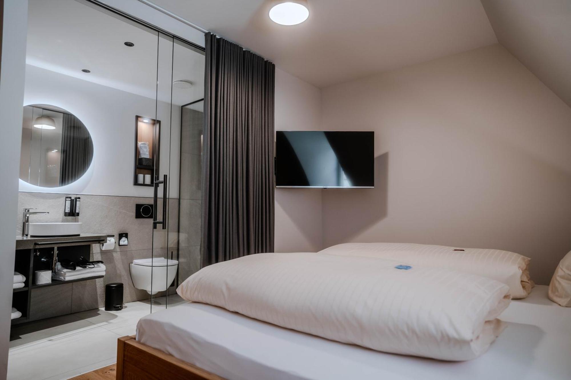 Hotel Deutsches Haus Dinkelsbuehl Room photo
