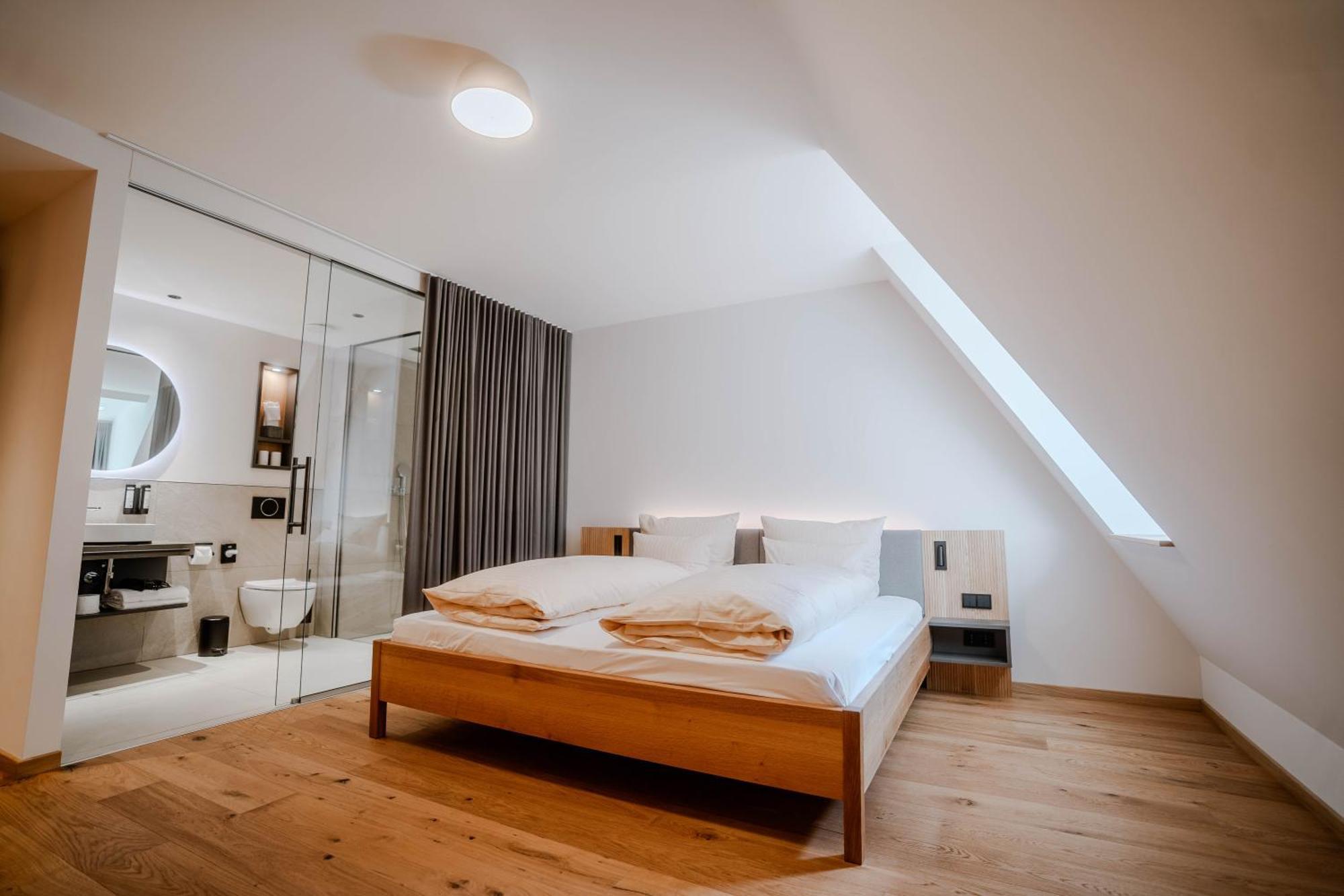 Hotel Deutsches Haus Dinkelsbuehl Room photo